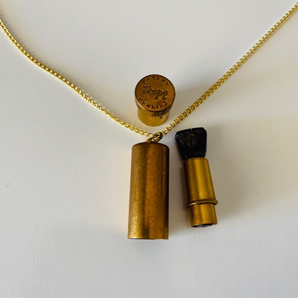 Last One! Vintage 40's Cigarette Holder Necklace! - Picture 5 of 7